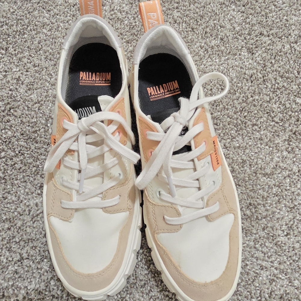 Palladium Women's White and Tan Sneakers Pallatower High Tops